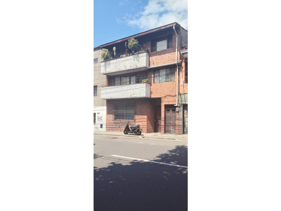 EN VENTA EDIFICIO EN PRADO CENTRO, MEDELLIN