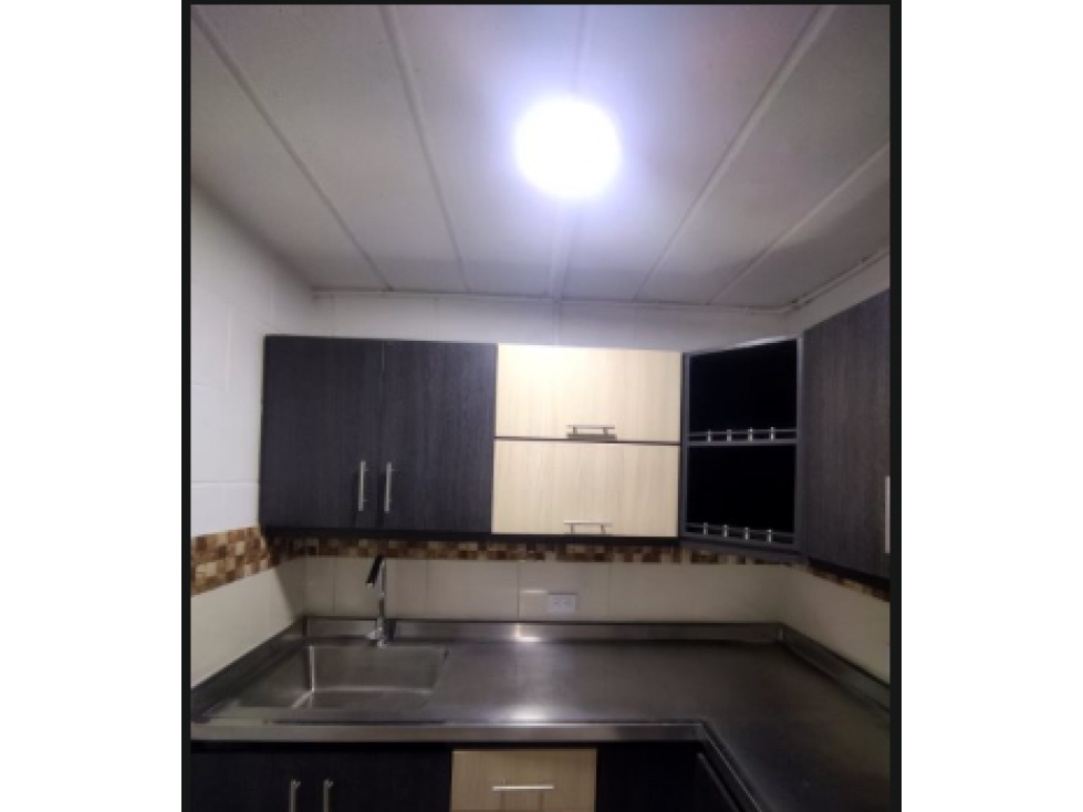 EN VENTA CASA DUPLEX EN BUENOS AIRES, MEDELLIN PISO 1-2 Y TERRAZA — foto 2