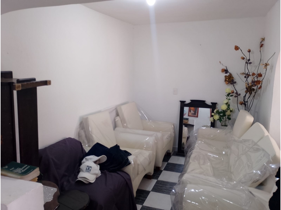 EN VENTA CASA EN LA MILAGROSA, MEDELLIN PISO 1 — foto 3