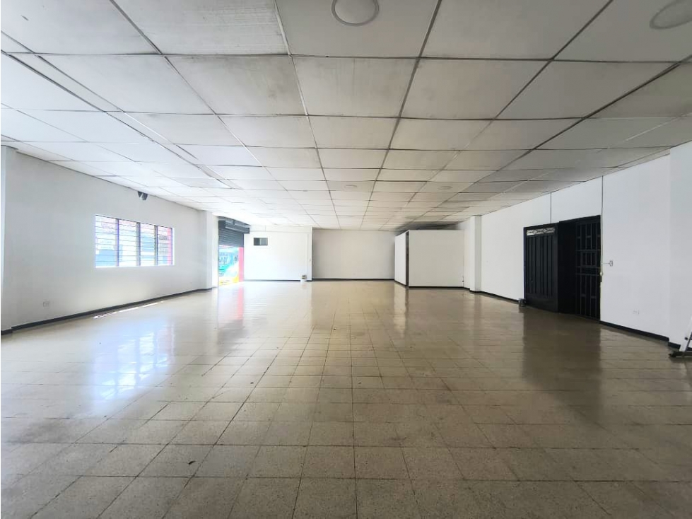 Local en arriendo en los Naranjos Itagüí - 2