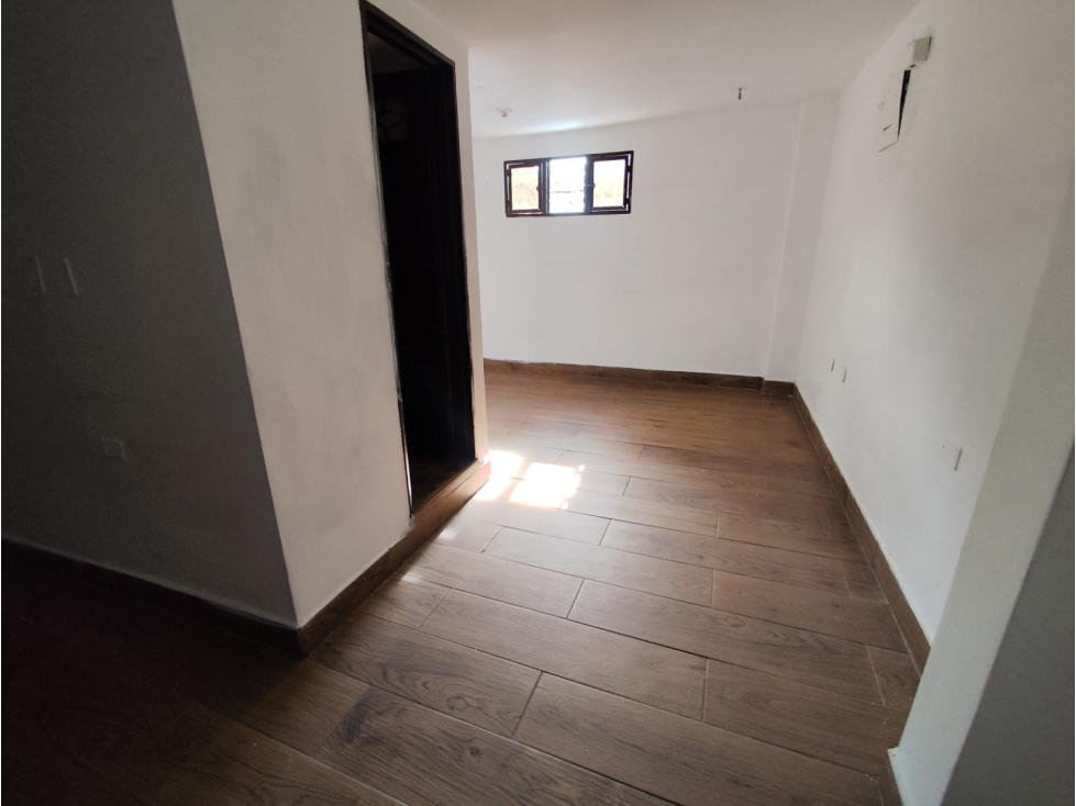 EN VENTA CASA Y APARTAESTUDIO EN BOSTON, MEDELLIN PISO 1 — foto 5
