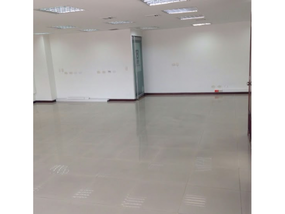 OFICINA EN VENTA LAURELES, MEDELLIN — foto 5