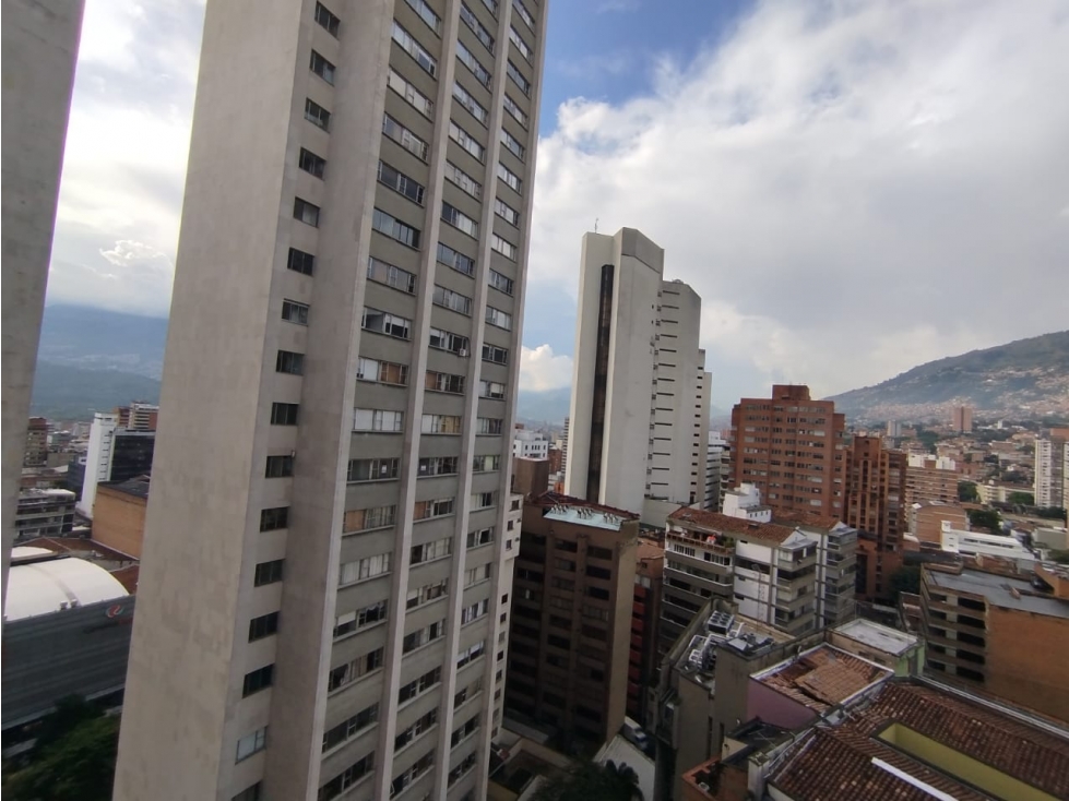 APARTAMENTO EN VENTA CENTRO MEDELLIN PISO 20