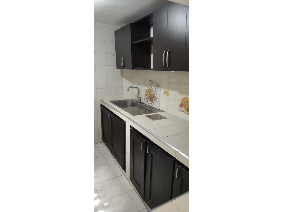 EN VENTA CASA EN BUENOS AIRES, MEDELLIN PISO 2 — foto 2