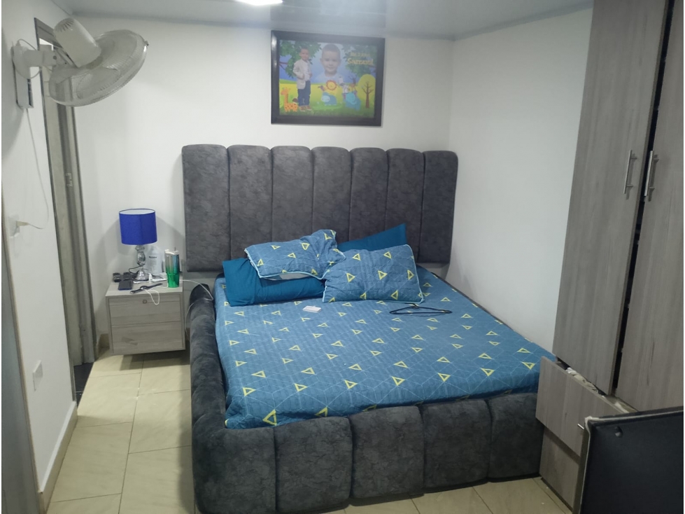EN VENTA CASA EN CAMPO VALDES, MEDELLIN PISO 1 — foto 4