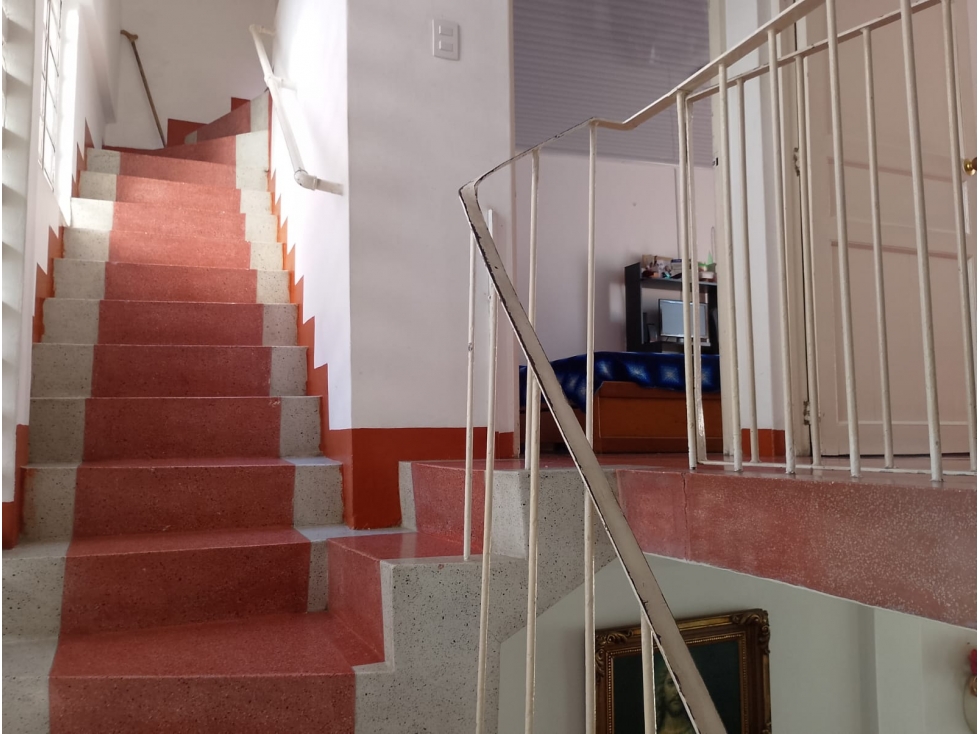 CASA LOTE EN VENTA EN BOSTON LOS ANGELES MEDELLIN TRES NIVELES — foto 5