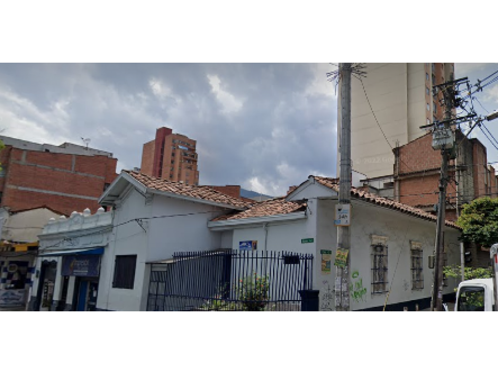 CASA LOTE Y EDIFICIO EN VENTA CENTRO BOMBONA , MEDELLIN