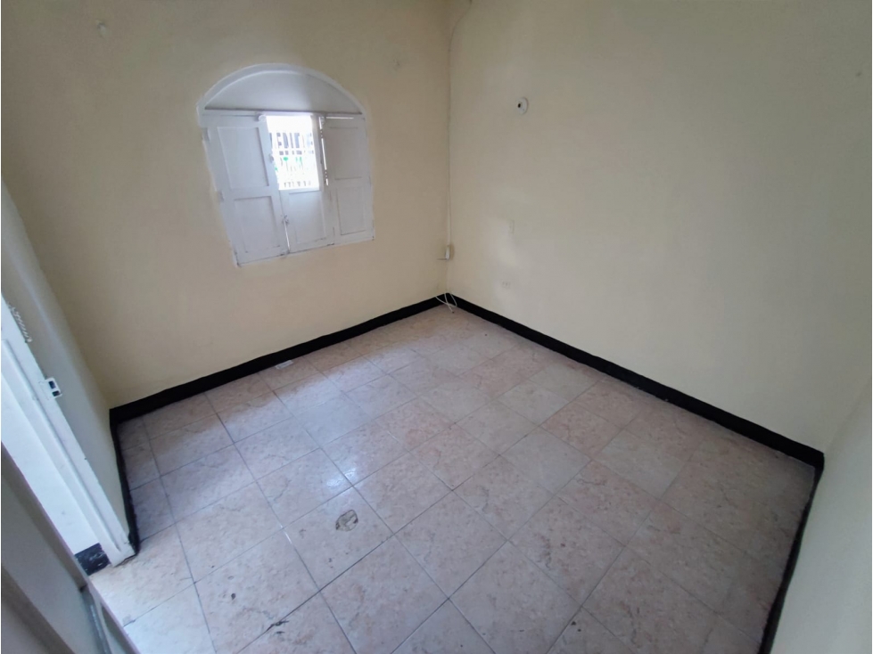 CASA EN VENTA BUENOS AIRES, MEDELLIN PISO 1 — foto 2