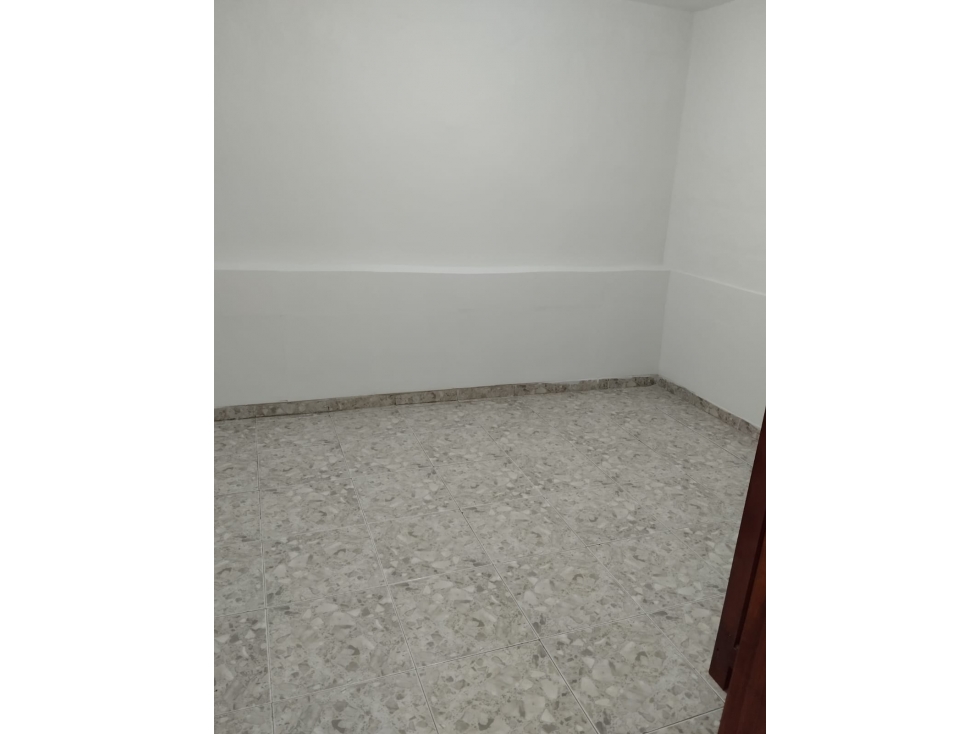 EN VENTA CASA EN LA MILAGROSA, MEDELLIN PISO 1 — foto 5