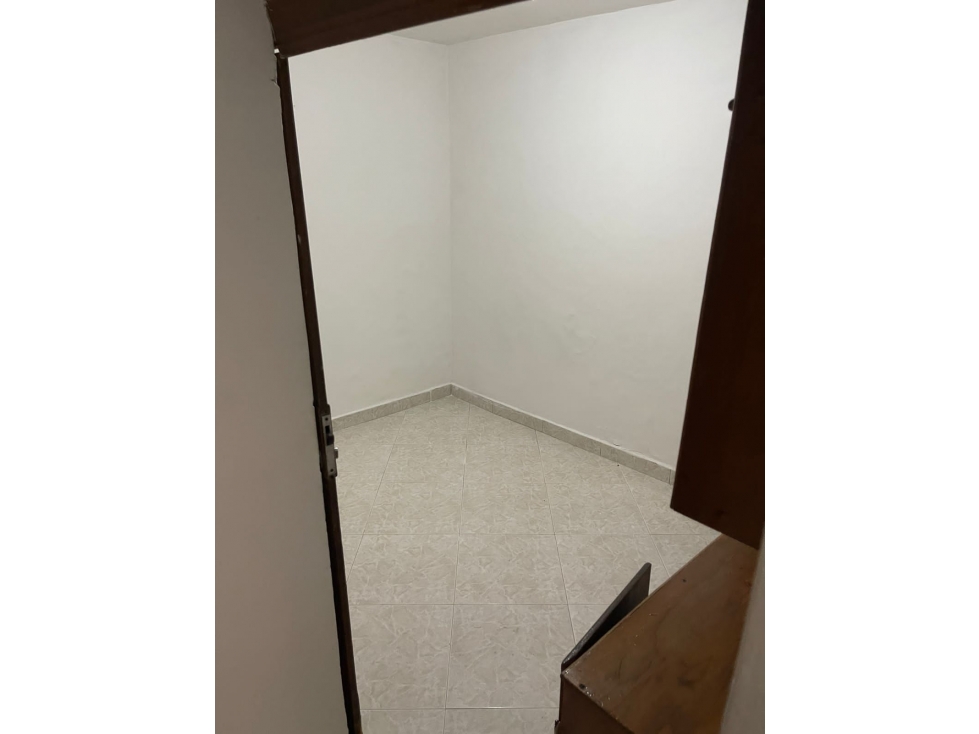 EN VENTA CASA EN BOMBONA, MEDELLIN PISO 1 — foto 6