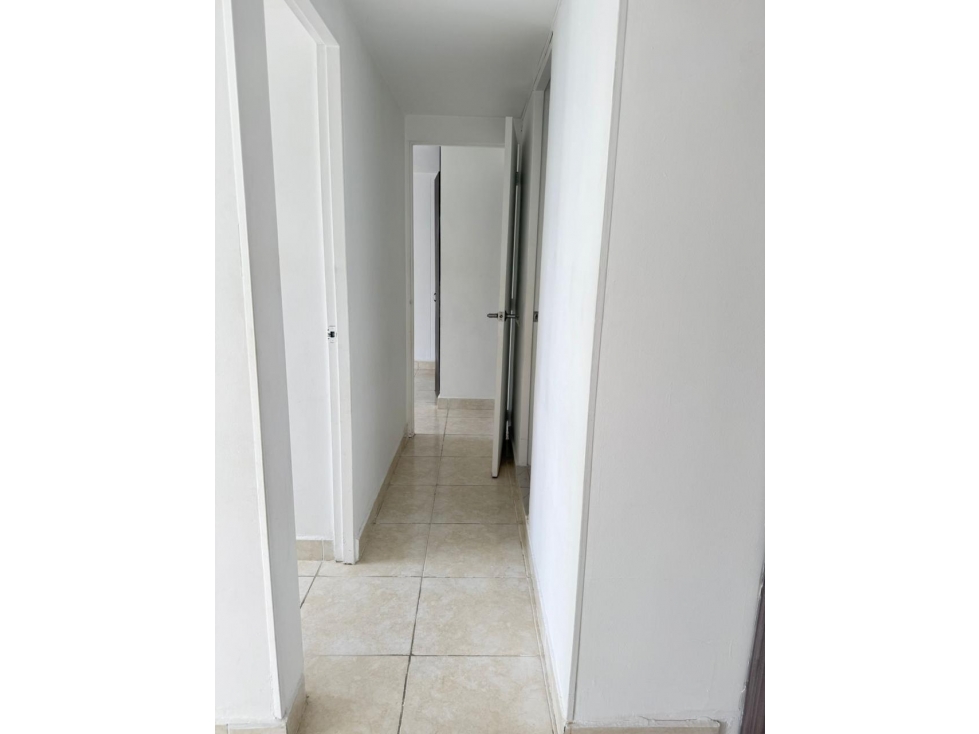 APARTAMENTO EN VENTA EN LOMA DEL INDIO MEDELLIN. PISO 6 — foto 5