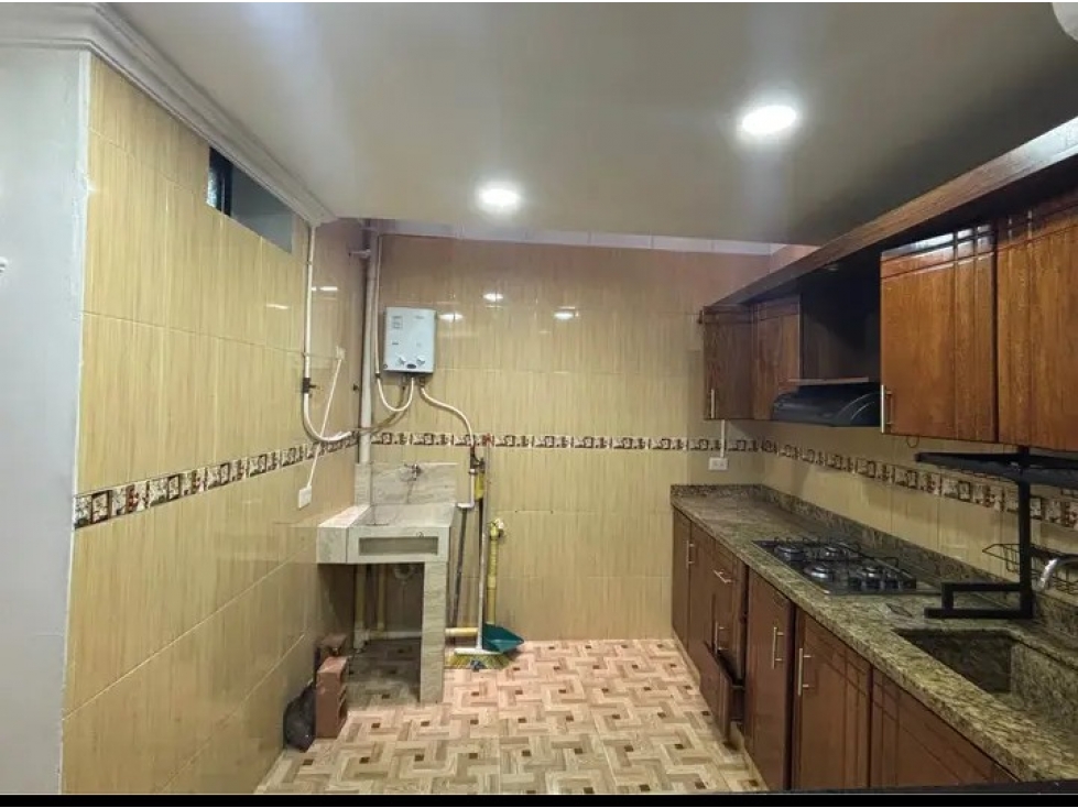 EN VENTA CASA ITAGUI ANTIOQUIA PISO 1 — foto 2