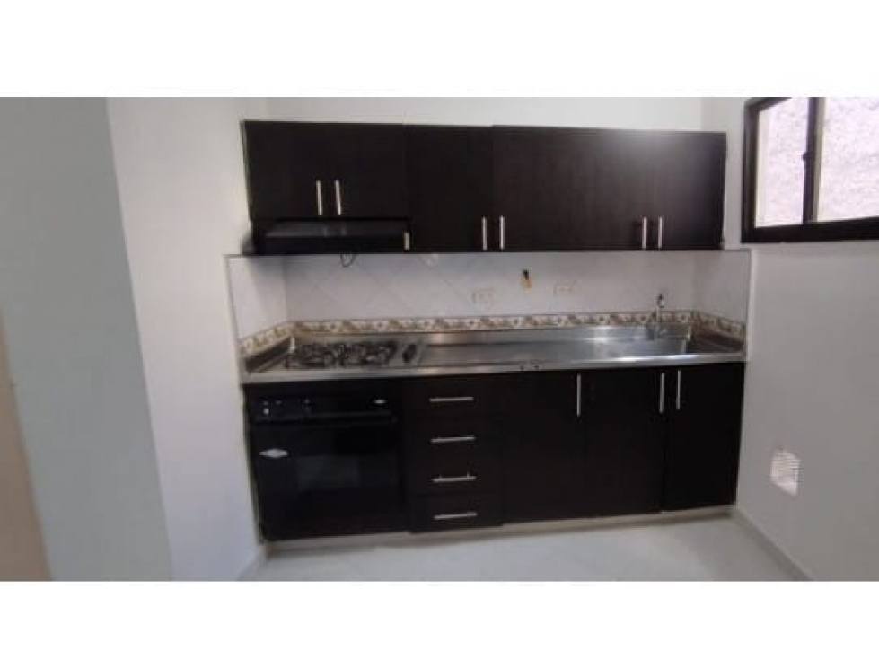 EN VENTA APARTAMENTO EN VILLA HERMOSA, MEDELLIN PISO 4 — foto 2