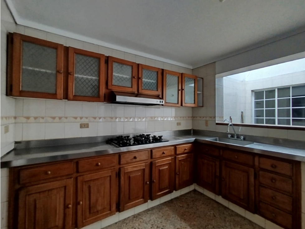 Casa en arriendo en Ferrini Medellín - 1