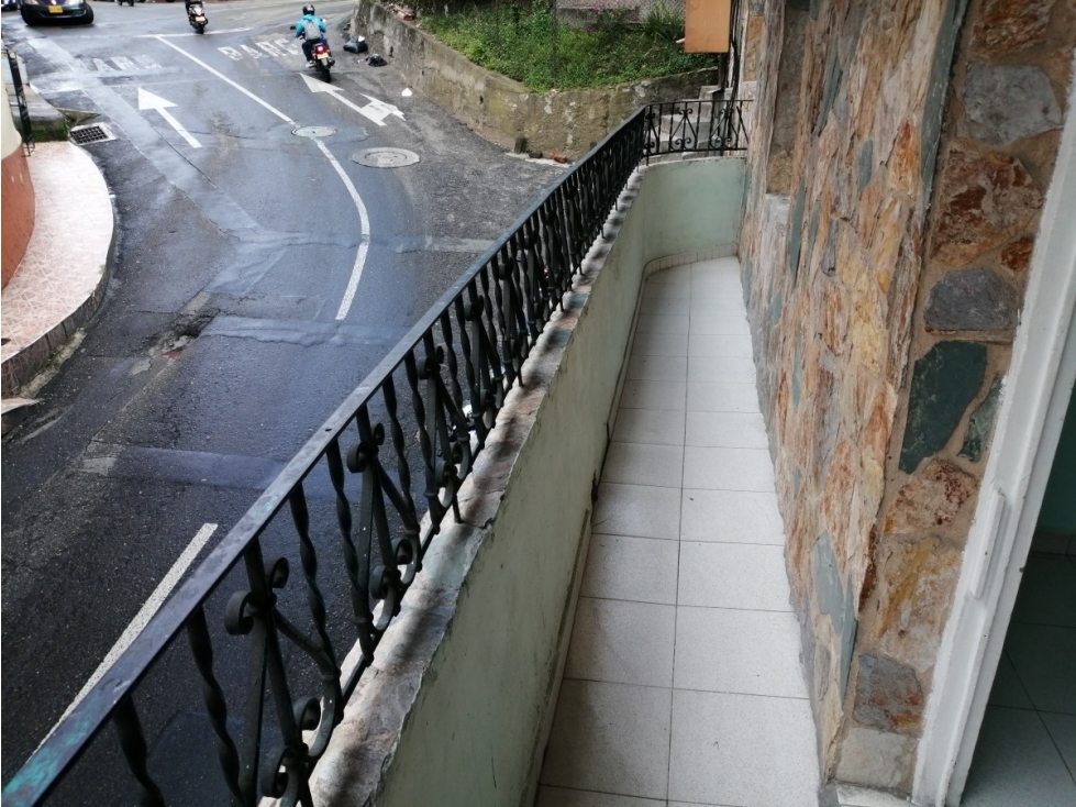 APARTAMENTO EN VENTA EN LAS PALMAS MEDELLÍN, PISO 2