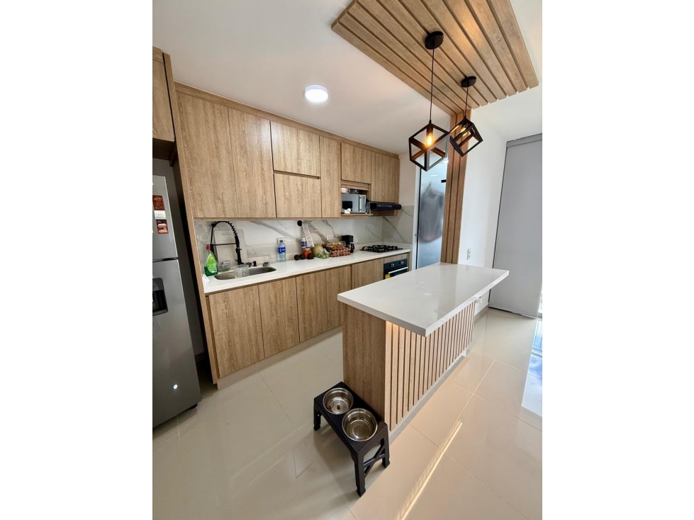 EN VENTA APARTAMENTO EN ITAGUI DITAIRES, PISO 22
