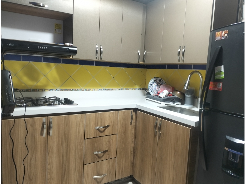 EN VENTA CASA EN BUENOS AIRES, MEDELLIN PISO 1