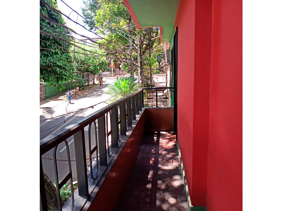 CASA EN VENTA EN BOSTON LOS ANGELES MEDELLIN PISO 2 — foto 2