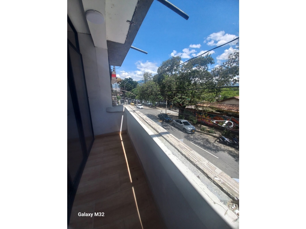 EN VENTA CASA EN LA MILAGROSA, MEDELLIN PISO 2 — foto 4