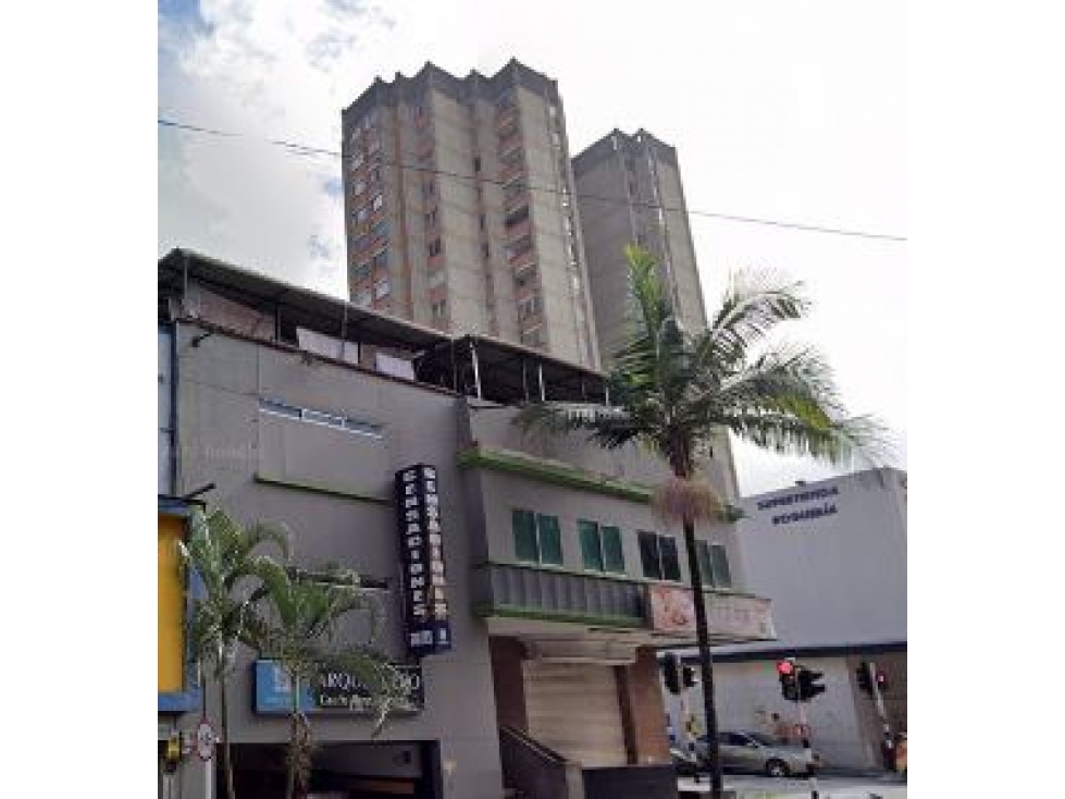 HOTEL Y LOCALES EN VENTA CENTRO MEDELLIN