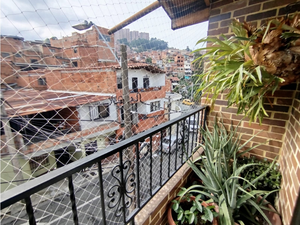 APARTAMENTO EN VENTA EN EL SALVADOR, MEDELLIN. PISO 2 y 3 — foto 2