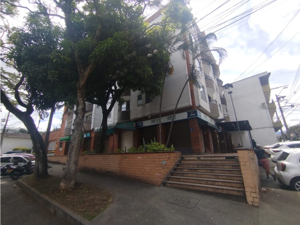 LOCAL EN VENTA EN ITAGUI, ANTIOQUIA. PISO 1