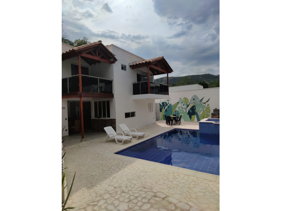 CABAÑA EN VENTA EN SANTA FE DE ANTIOQUIA. - 2