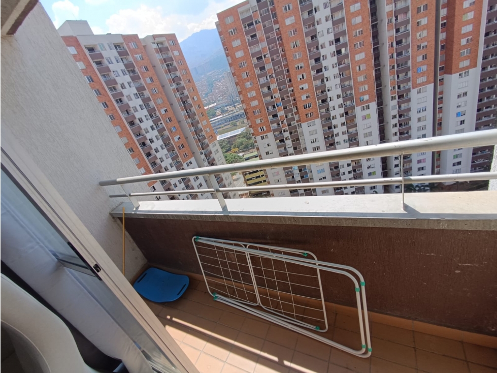 APARTAMENTO EN VENTA EN BELLO, PISO 16 — foto 3