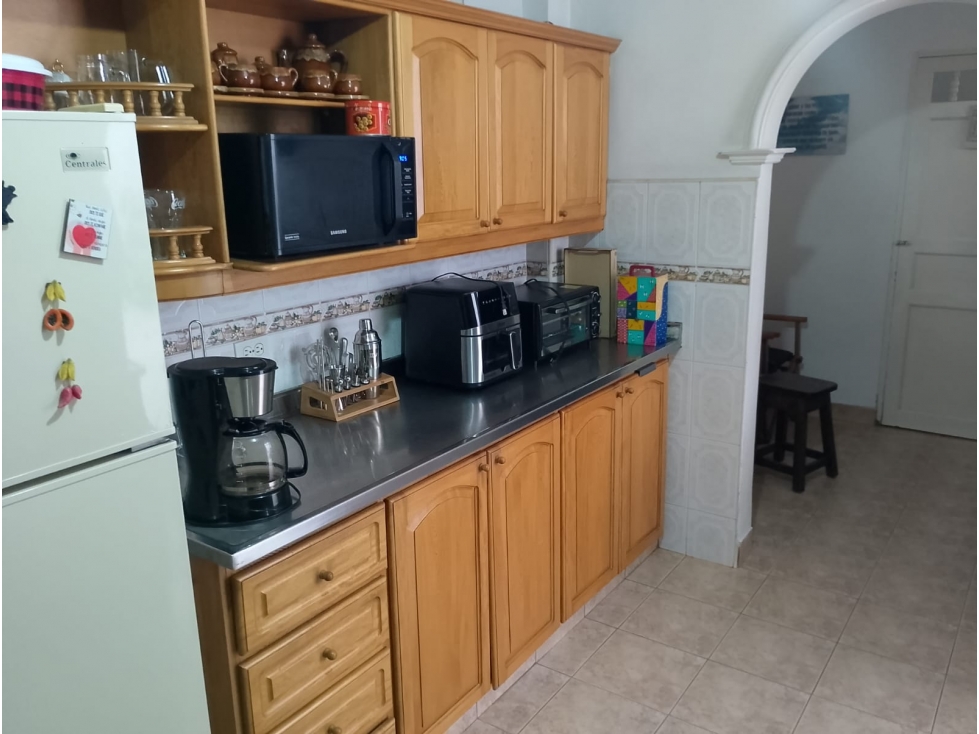 CASA LOTE EN VENTA EN BOSTON LOS ANGELES MEDELLIN TRES NIVELES — foto 6