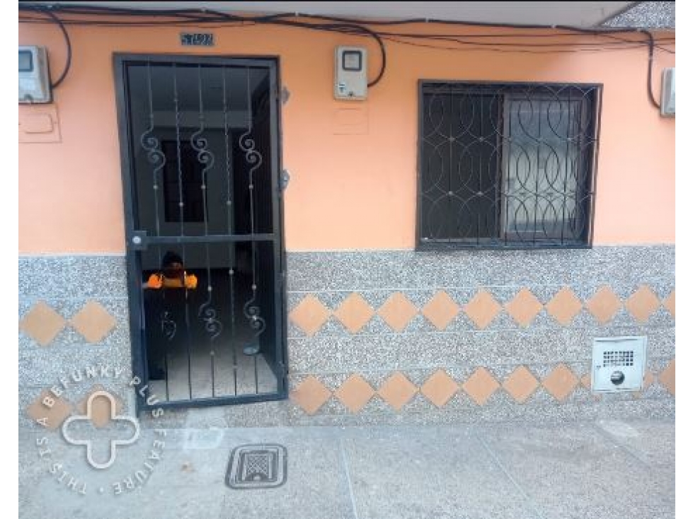 CASA EN VENTA BOSTON SUCRE , MEDELLIN PISO 1