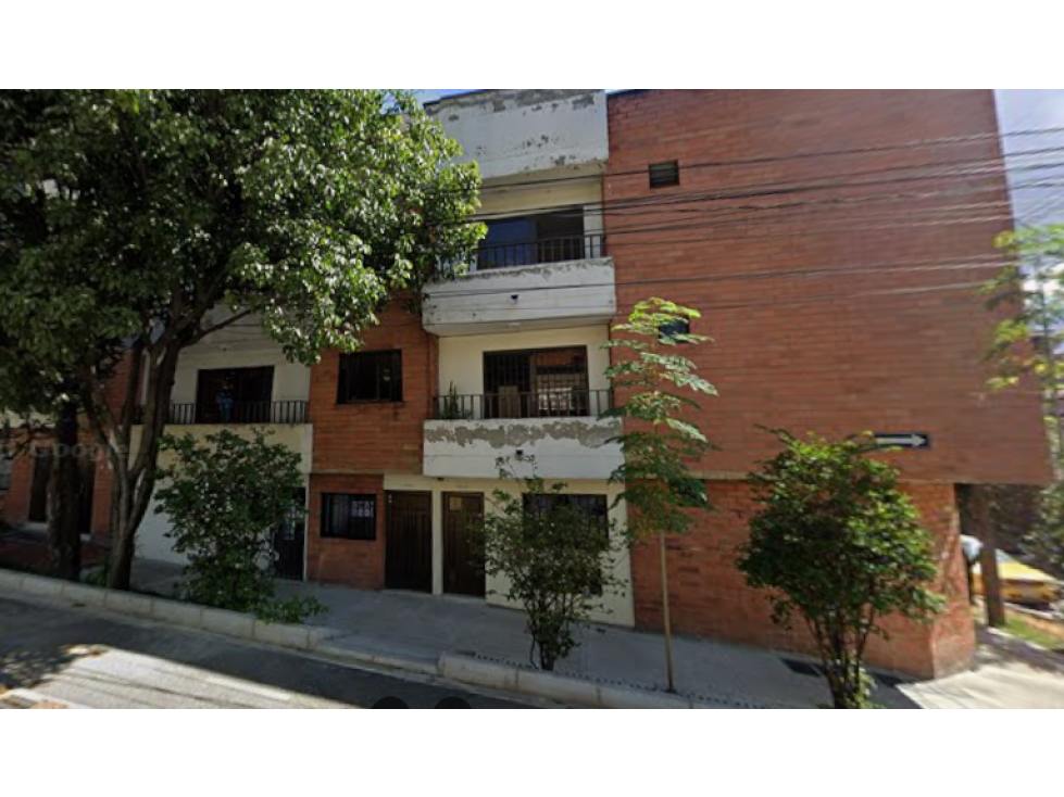 EN VENTA APARTAMENTO EN BOSTON, MEDELLIN PISO 2
