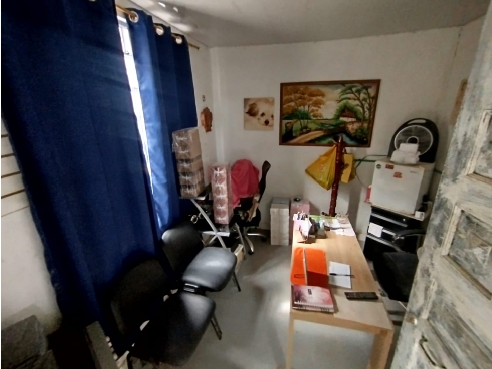 CASA LOCAL EN VENTA EN EL SALVADOR, MEDELLIN. PISO 1 — foto 2