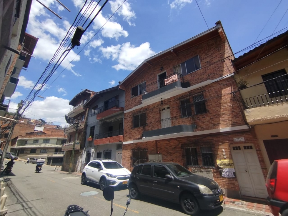 APARTAMENTO EN VENTA EN LAS PALMAS,MEDELLIN PISO 3