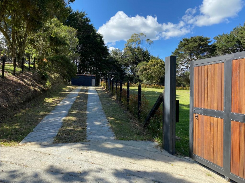 FINCA EN VENTA EN SANTA ELENA ANTIOQUIA — foto 2