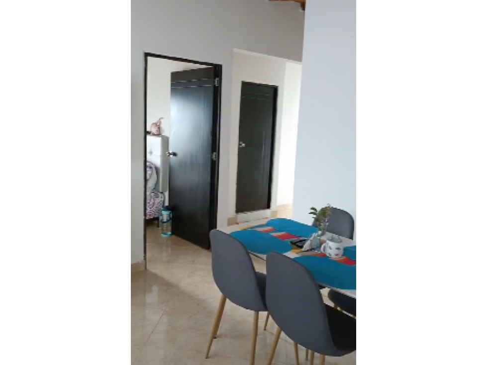 EN VENTA CASA EN EL SECTOR ENCISO, MEDELLIN PISO 3 — foto 3
