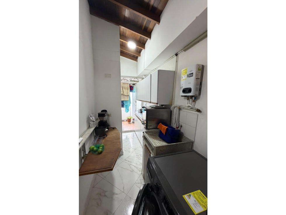 APARTAMENTO EN VENTA EN PRADO CENTRO MEDELLIN PISO 6 — foto 6