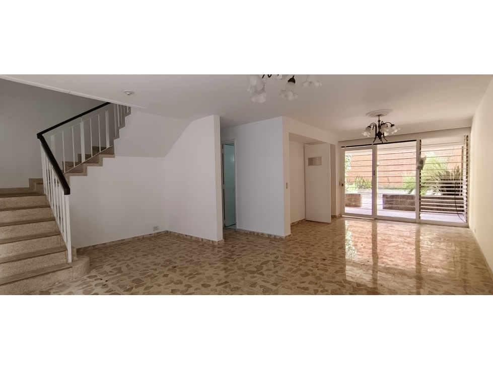 Casa Local en arriendo en La Castellana Medellín — foto 3