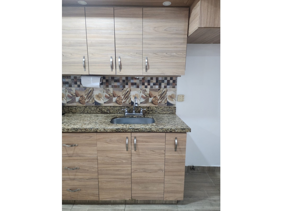 EN VENTA APARTAMENTO EN SABANETA, ANTIOQUIA PISO 1