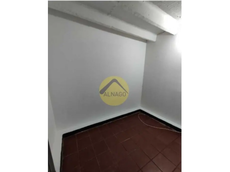 EN VENTA CASA UNIFAMILIAR DEL SALVADOR, MEDELLIN PISO 1-2y3 — foto 6