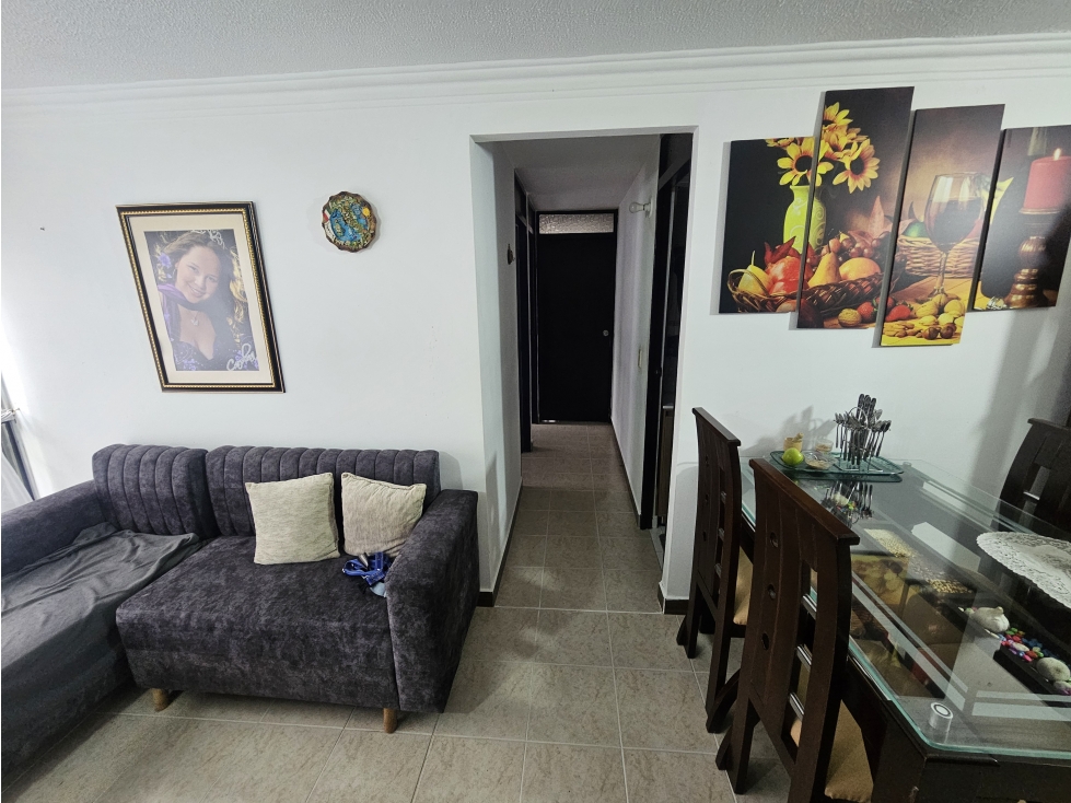 APARTAMENTO EN VENTA BUENOS AIRES MEDELLIN SEMISOTANO — foto 3
