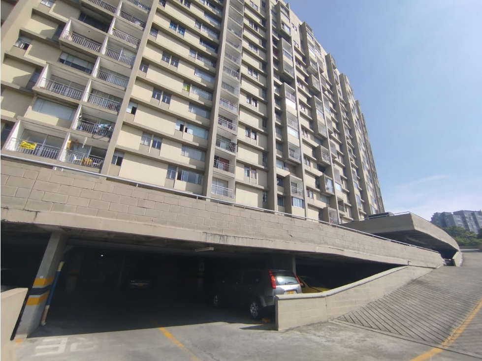 VENTA DE APARTAMENTO EN CALASANIA, MEDELLIN. PISO 14