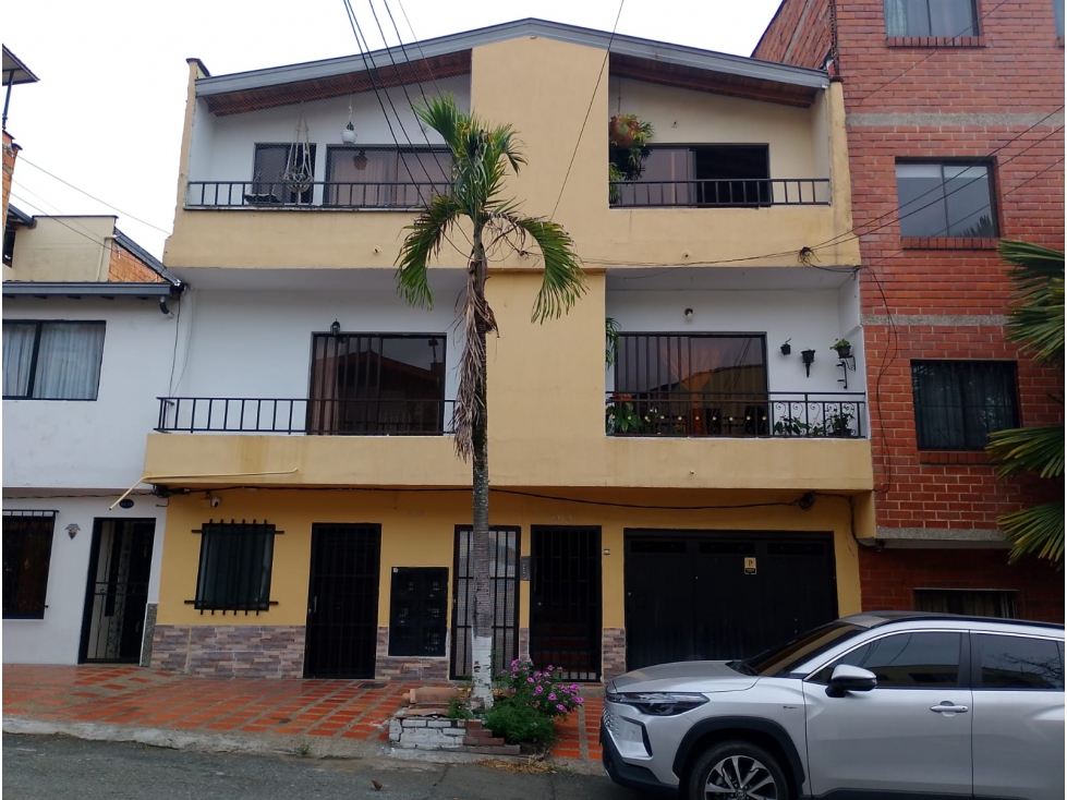 APARTAMENTO EN VENTA EN LA AMERICA MEDELLIN PISO 2