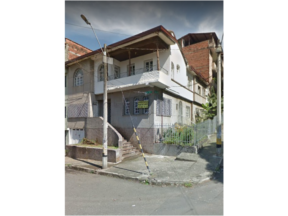 CASA LOTE EN VENTA CENTRO PARQUE OBRERO,MEDELLIN PISO 1 Y 2