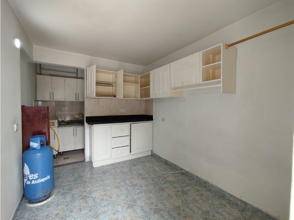 Apartaestudio en Arriendo en San Antonio de Prado Medellín — foto 2