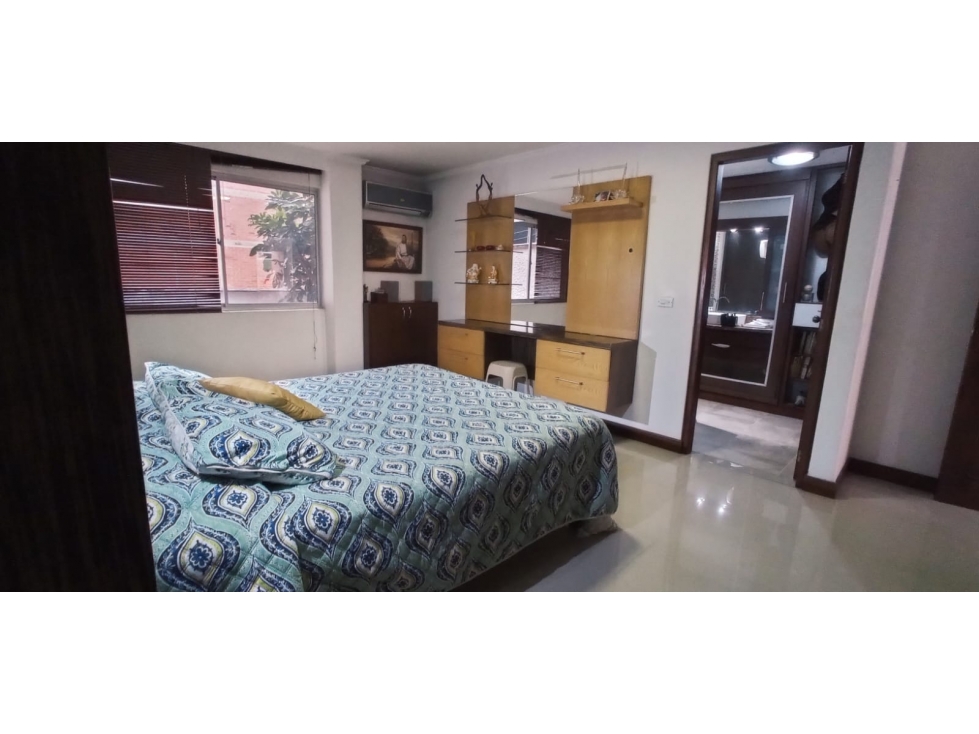 APARTAMENTO EN VENTA EN LAURELES MEDELLIN, PISO 2 — foto 2