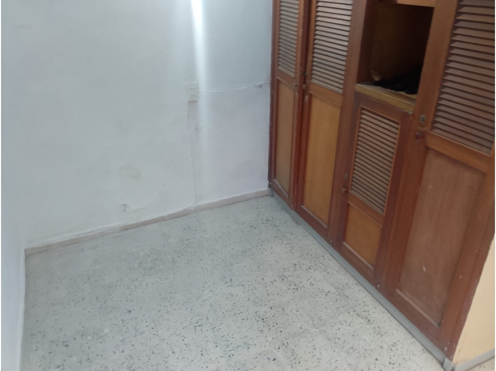 EN VENTA CASA LOTE EN BUENOS AIRES, MEDELLIN PISI 1 Y 2 — foto 5
