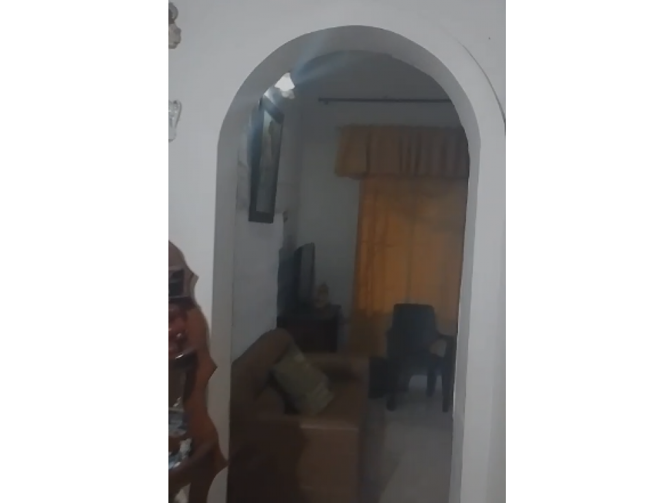 EN VENTA CASA LOTE EN VILLA HERMOSA, MEDELLIN PISO 1 — foto 3