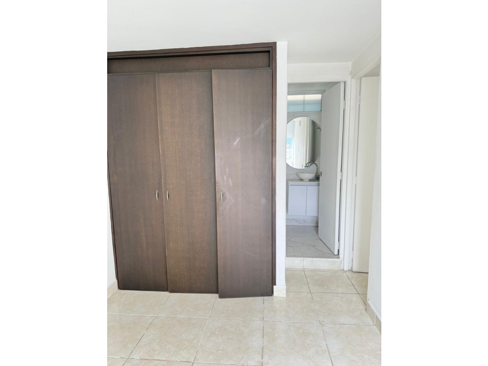 APARTAMENTO EN VENTA EN LOMA DEL INDIO MEDELLIN. PISO 6 — foto 6