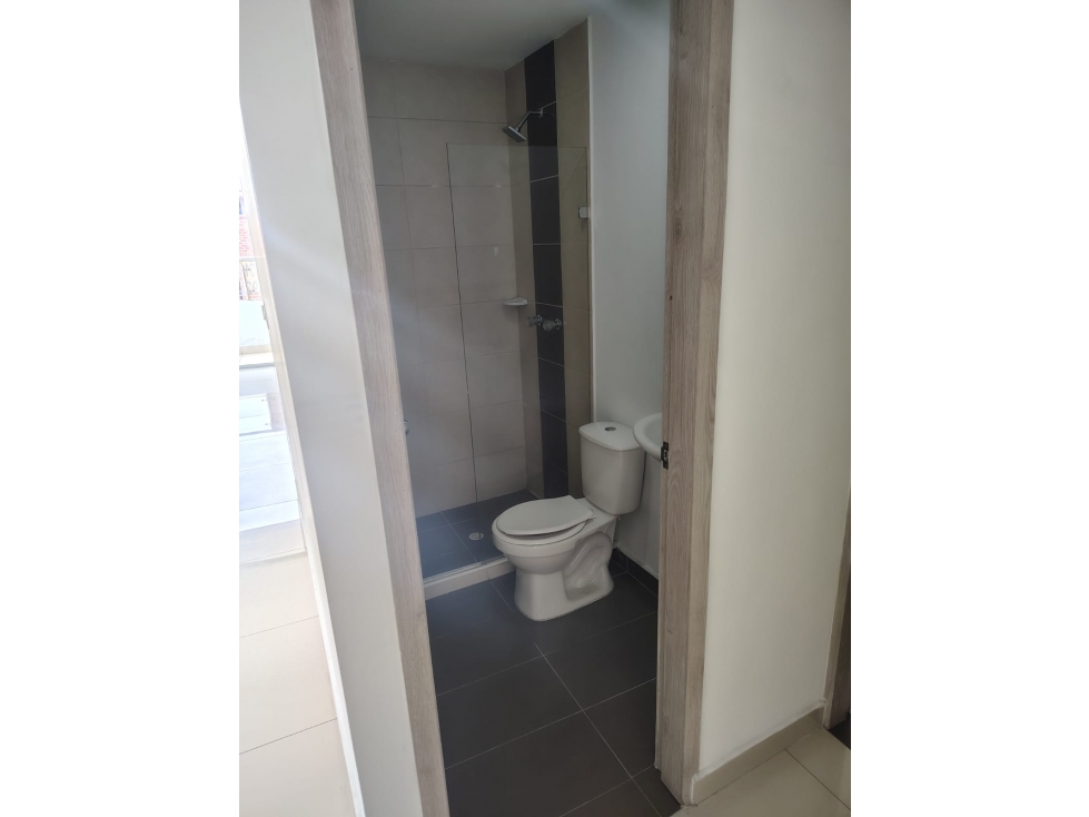 EN VENTA APARTAMENTO EN ITAGUI, ANTIOQUIA PISO 5 — foto 2
