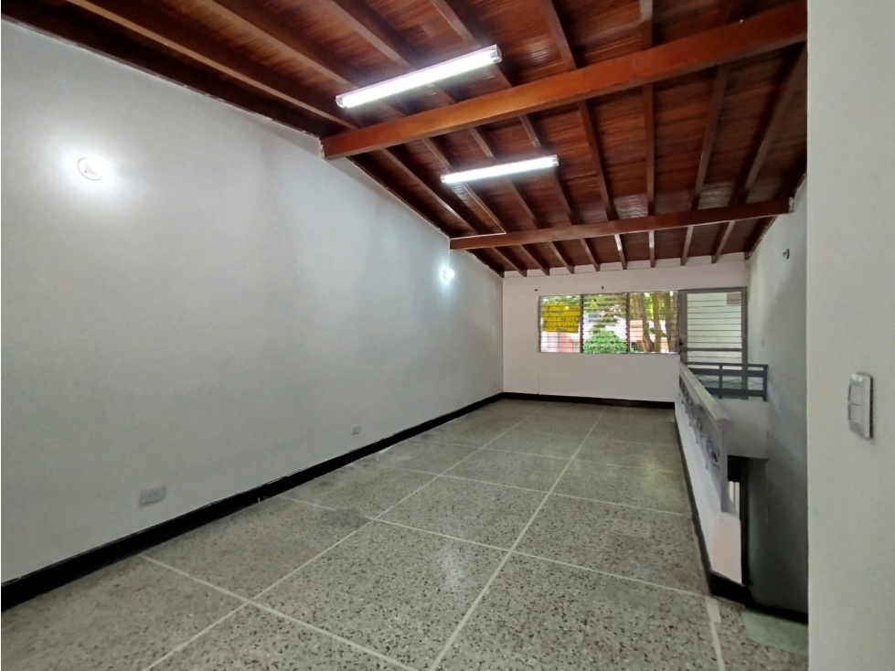 Casa en arriendo en Calasanz Medellín — foto 2